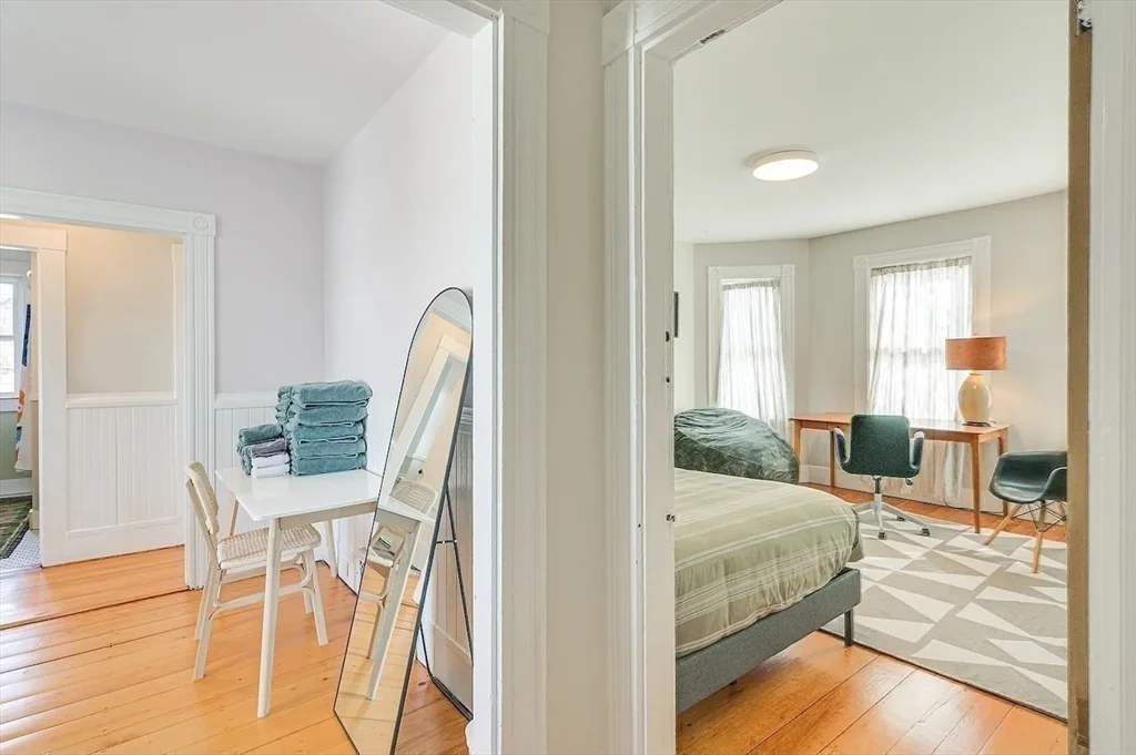 5 bed, 4+ bath apartment for rent at 44 Cottage St Unit SF, Watertown — photo 19 of 40