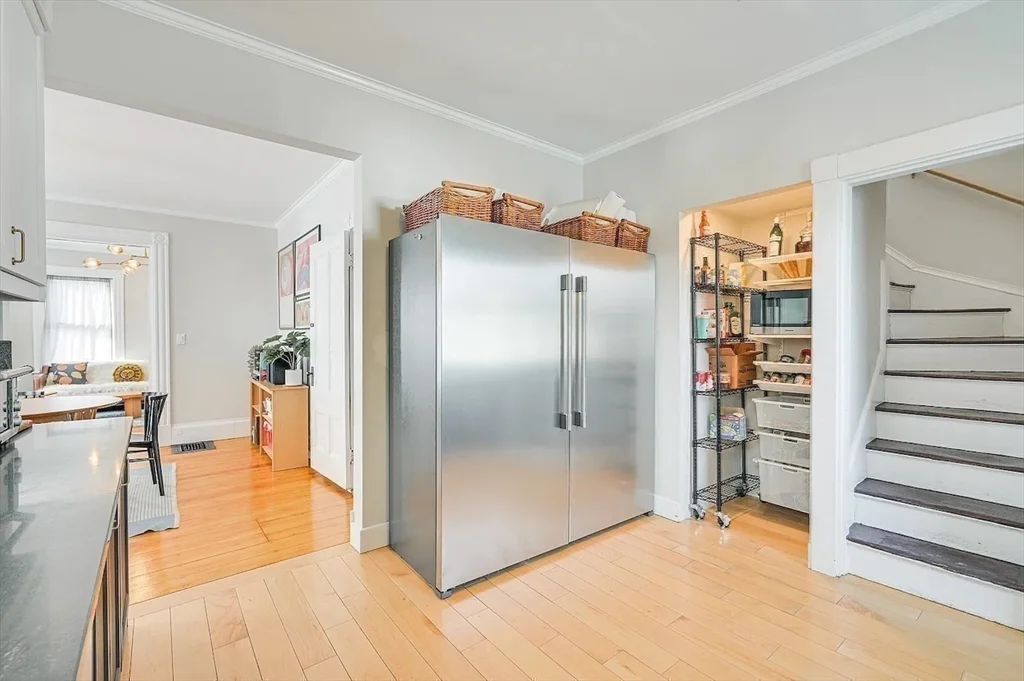 5 bed, 4+ bath apartment for rent at 44 Cottage St Unit SF, Watertown — photo 9 of 40