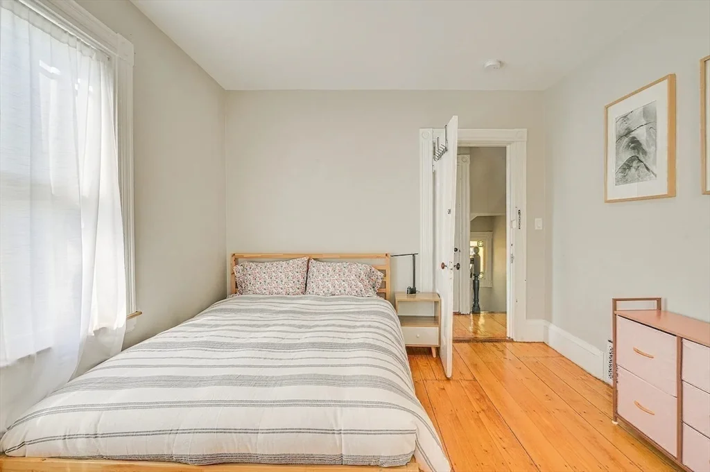 5 bed, 4+ bath apartment for rent at 44 Cottage St Unit SF, Watertown — photo 25 of 40