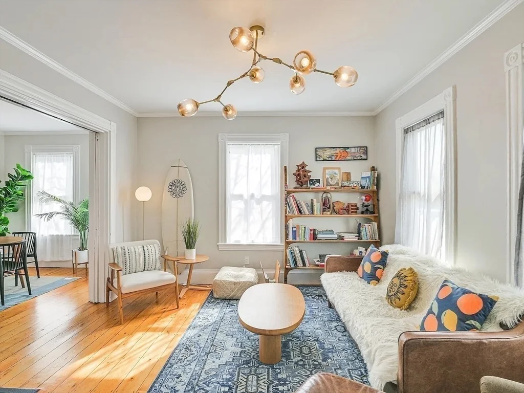 5 bed, 4+ bath apartment for rent at 44 Cottage St Unit SF, Watertown — photo 3 of 40