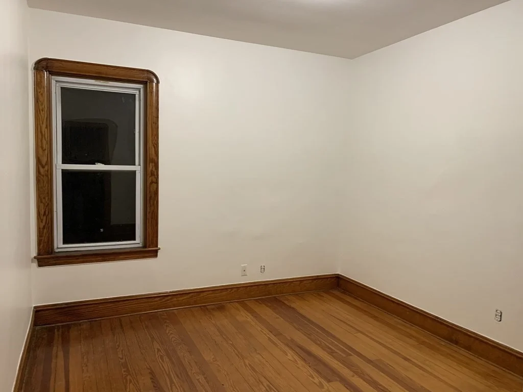 3 bed, 1 bath apartment for rent at 44 Crawford St Unit 3, Fall River — photo 5 of 8