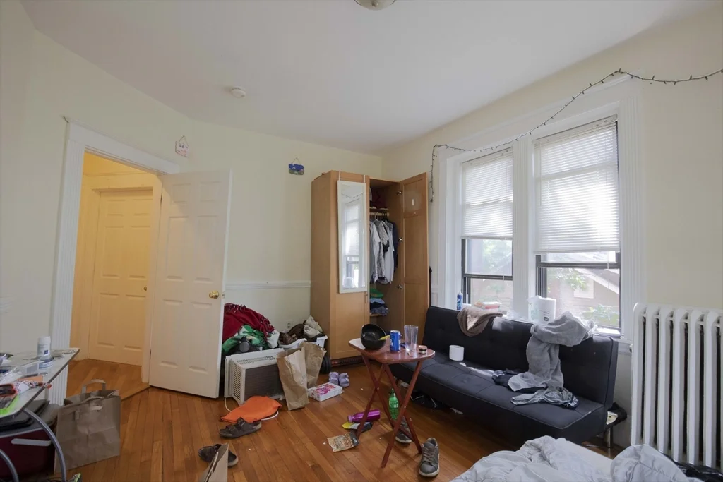 5 bed, 2 bath apartment for rent at 44 Cummings Rd Unit 2, Brighton — photo 15 of 26
