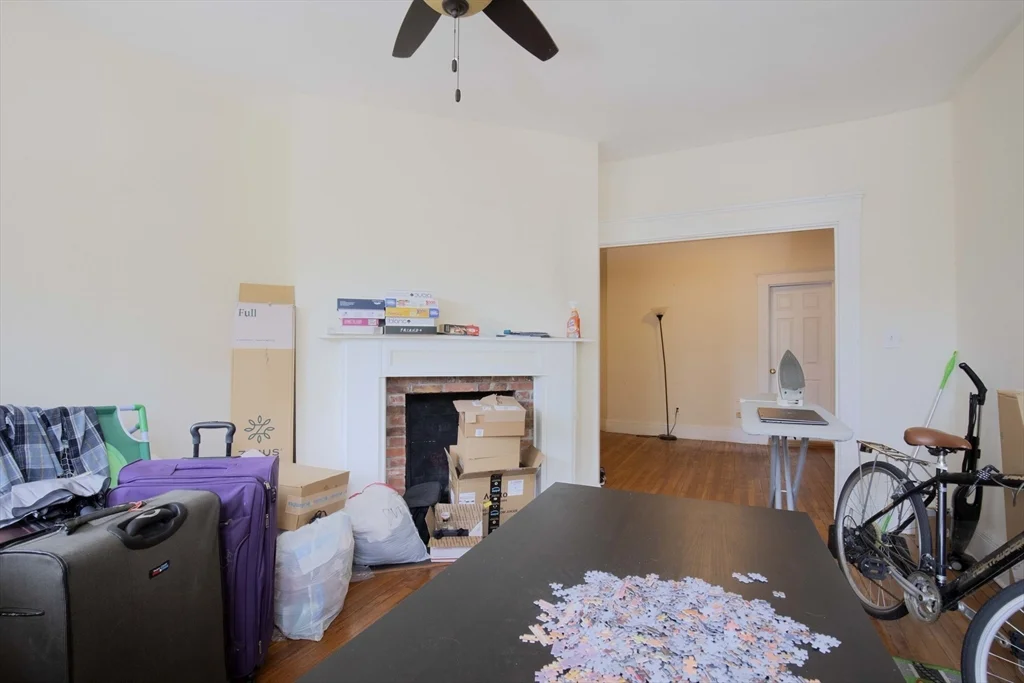 5 bed, 2 bath apartment for rent at 44 Cummings Rd Unit 2, Brighton — photo 10 of 26
