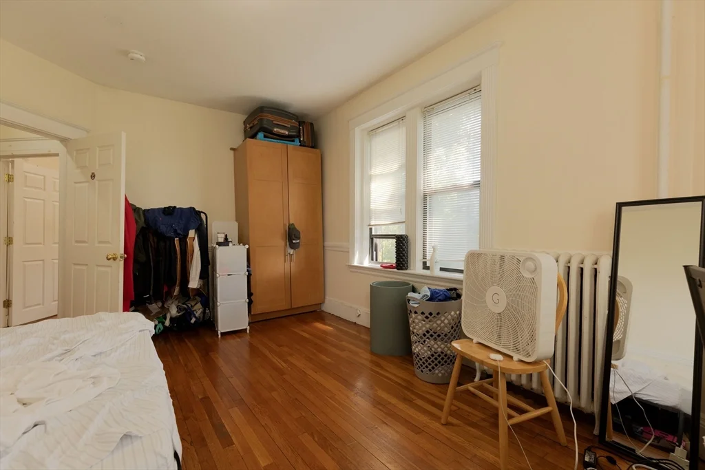 5 bed, 2 bath apartment for rent at 44 Cummings Rd Unit 2, Brighton — photo 20 of 28