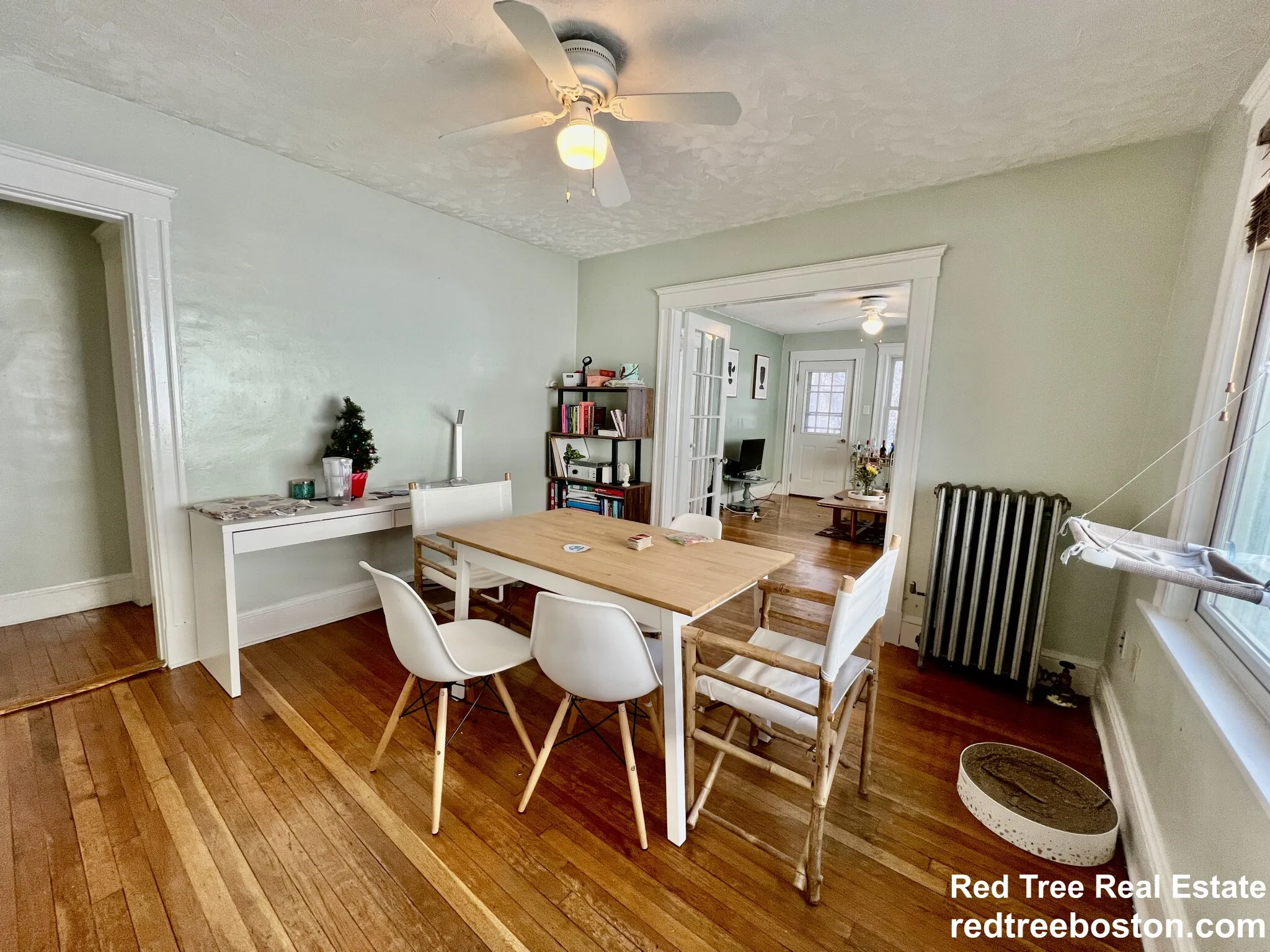 3 bed, 1 bath apartment for rent at 44 Day St Unit 2, Jamaica Plain — photo 4 of 29
