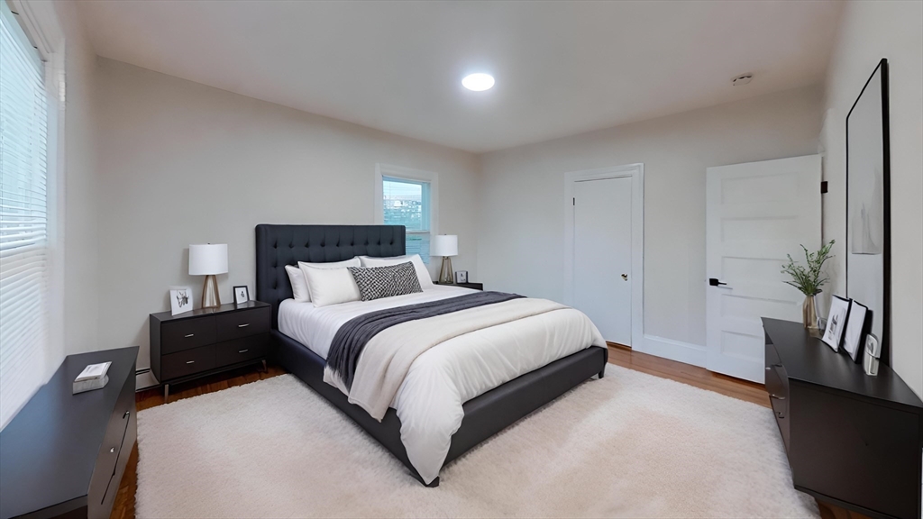 6 bed, 3 bath apartment for rent at 44 Dimmock St Unit 0, Quincy — photo 5 of 9