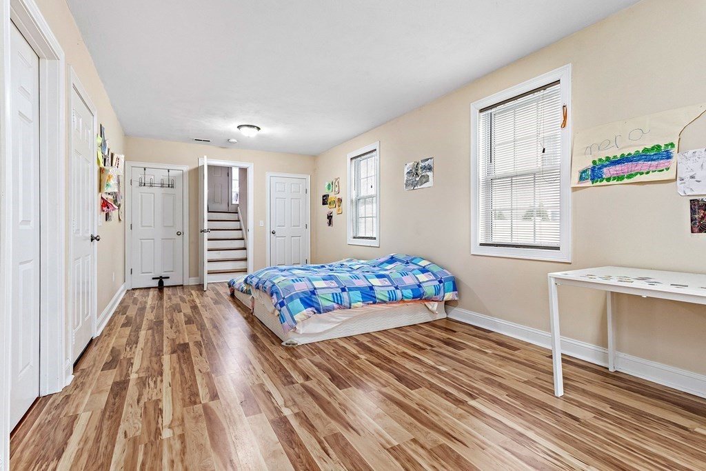 5 bed, 4+ bath apartment for rent at 44 Dominion Rd, Worcester — photo 16 of 24