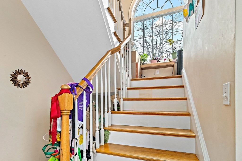 5 bed, 4+ bath apartment for rent at 44 Dominion Rd, Worcester — photo 9 of 24