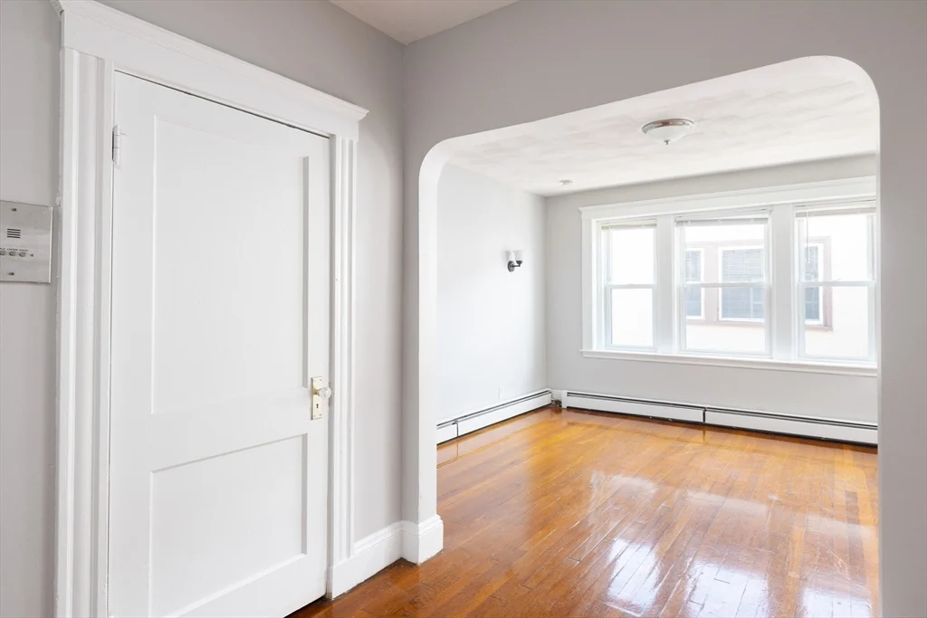 1 bed, 1 bath apartment for rent at 44 Estes St Unit 15, Lynn — photo 5 of 9