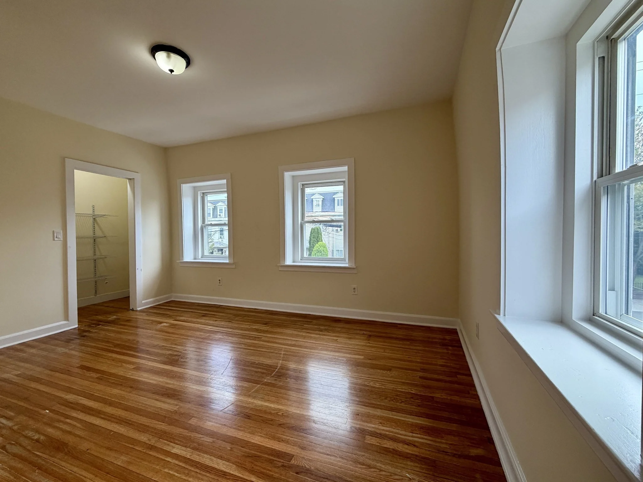 3 bed, 1 bath apartment for rent at 44 Everett St Unit 2, Everett — photo 6 of 10