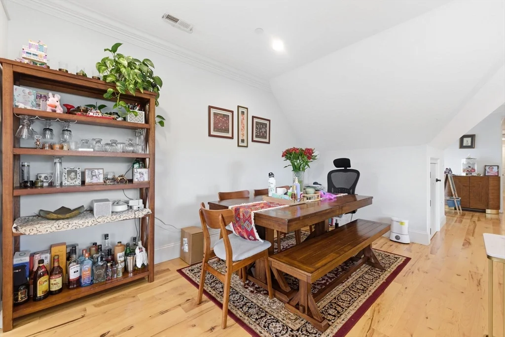 3 bed, 2 bath apartment for rent at 44 Evergreen St Unit 3, Jamaica Plain — photo 7 of 24
