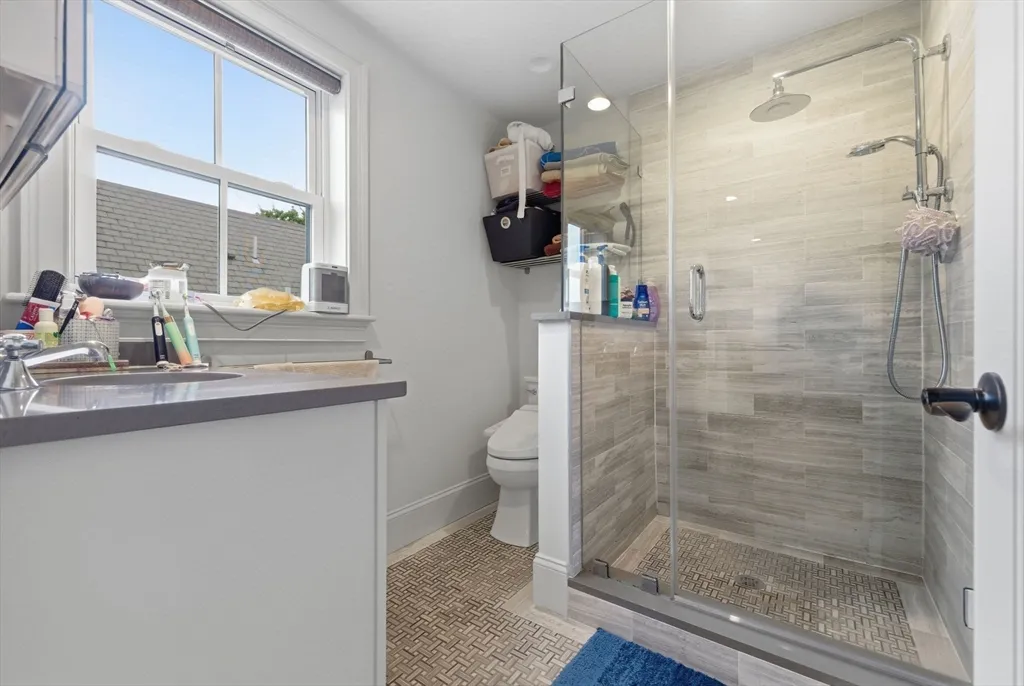 3 bed, 2 bath apartment for rent at 44 Evergreen St Unit 3C, Jamaica Plain — photo 12 of 24