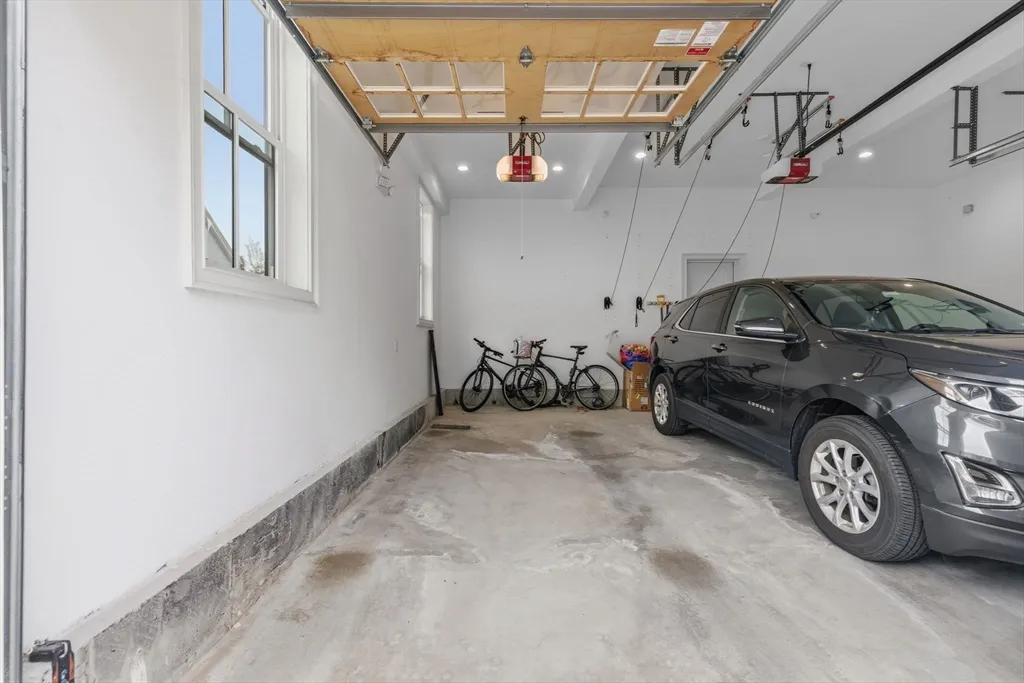 3 bed, 2 bath apartment for rent at 44 Evergreen St Unit 3C, Jamaica Plain — photo 21 of 24