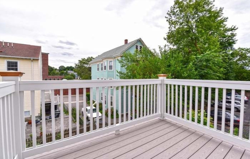 4 bed, 2 bath apartment for rent at 44 Evergreen St Unit Unit 4, Jamaica Plain — photo 19 of 38