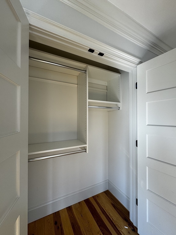 4 bed, 2 bath apartment for rent at 44 Evergreen St Unit Unit 4, Jamaica Plain — photo 30 of 38