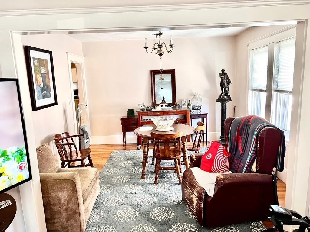 2 bed, 1 bath apartment for rent at 44 Fairview Ave Unit 1, Winthrop — photo 5 of 9