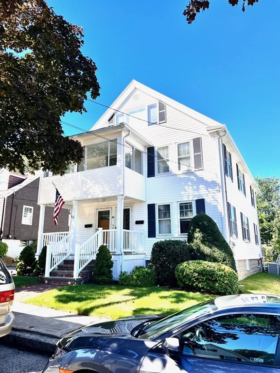 2 bed, 1 bath apartment for rent at 44 Fairview Ave Unit 1, Winthrop — photo 1 of 9