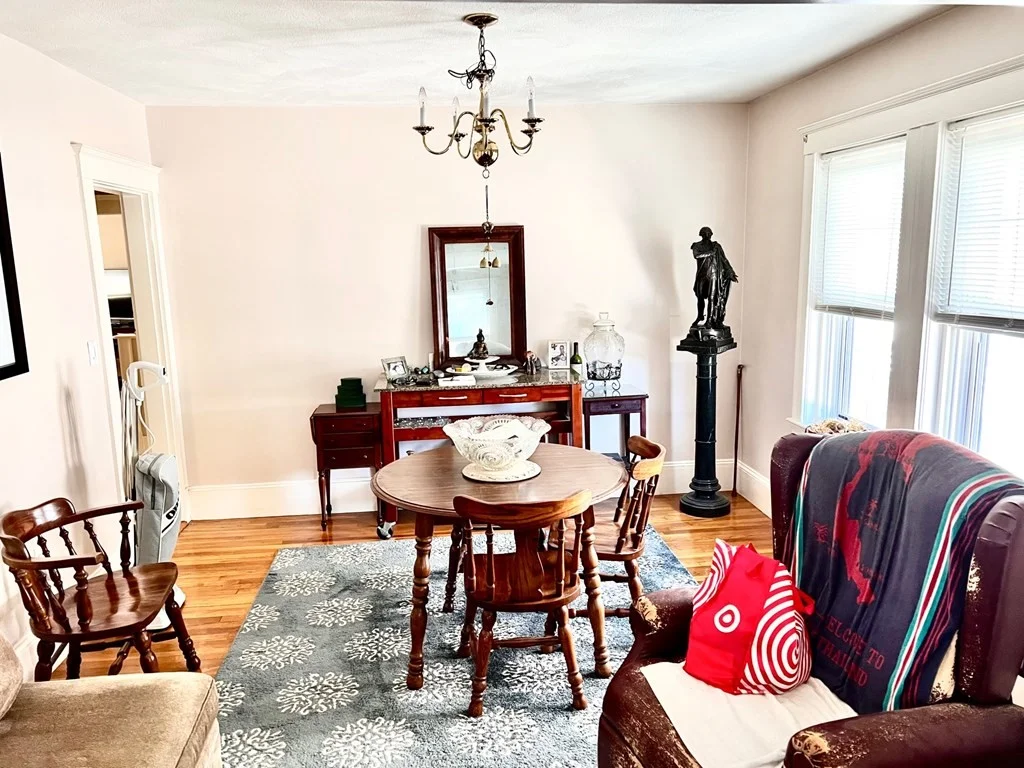 2 bed, 1 bath apartment for rent at 44 Fairview Ave Unit 1, Winthrop — photo 2 of 9