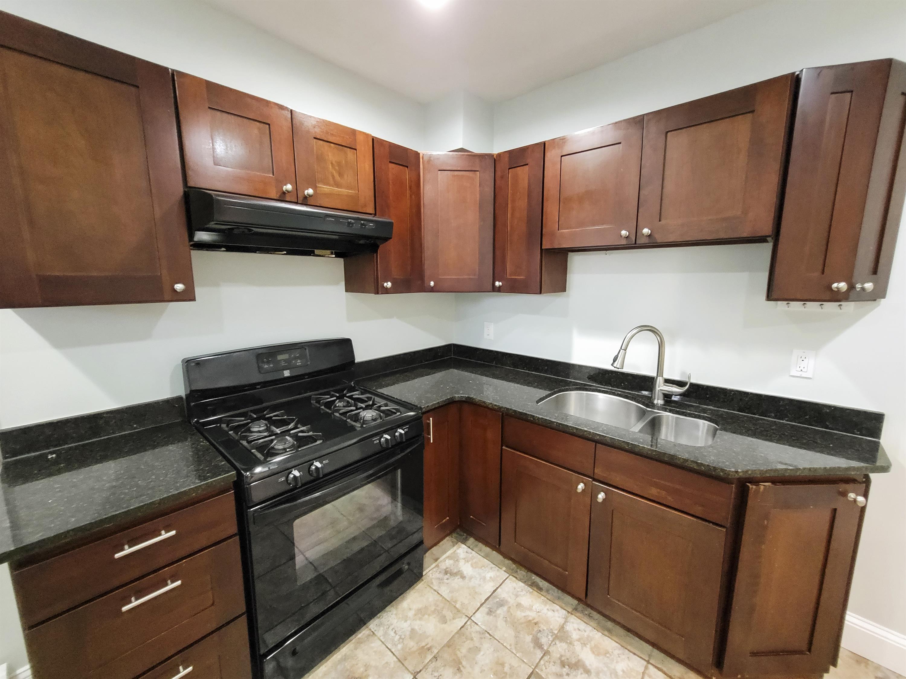 1 bed, 1 bath apartment for rent at 44 Fenton St Unit 1, Dorchester — photo 6 of 11