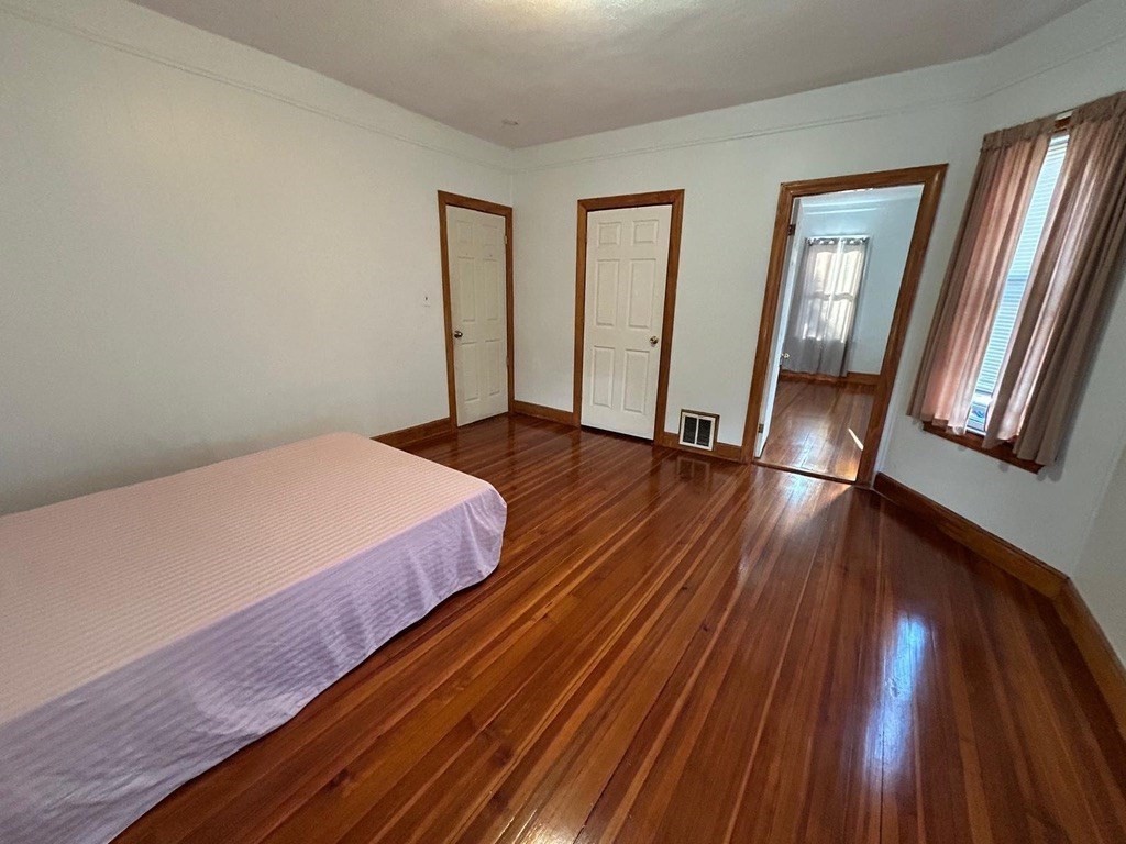 3 bed, 1 bath apartment for rent at 44 Francis Unit 2, Everett — photo 9 of 10