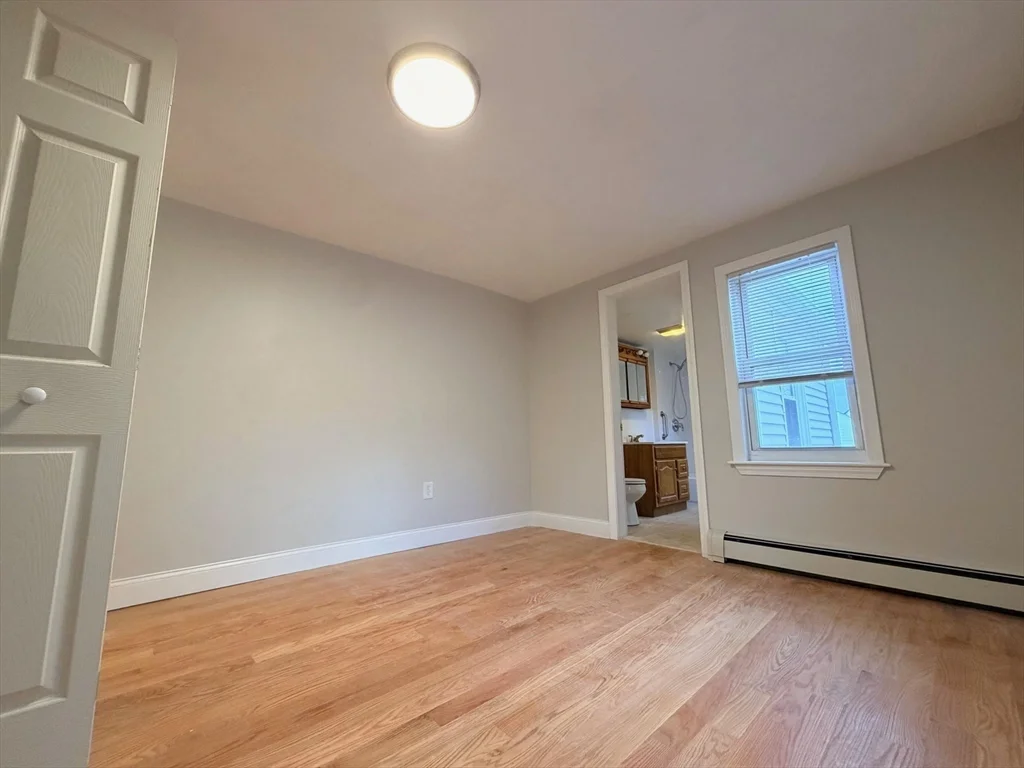 4 bed, 3 bath apartment for rent at 44 Franklin St Unit 1, Medford — photo 5 of 9