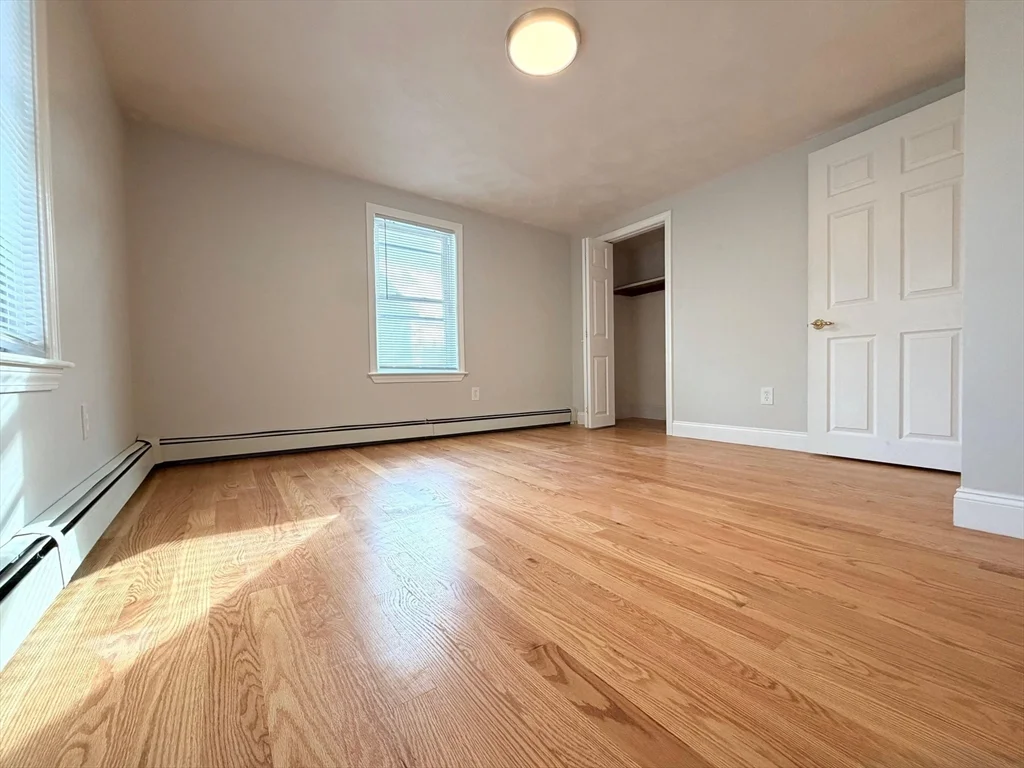 4 bed, 3 bath apartment for rent at 44 Franklin St Unit 1, Medford — photo 4 of 9
