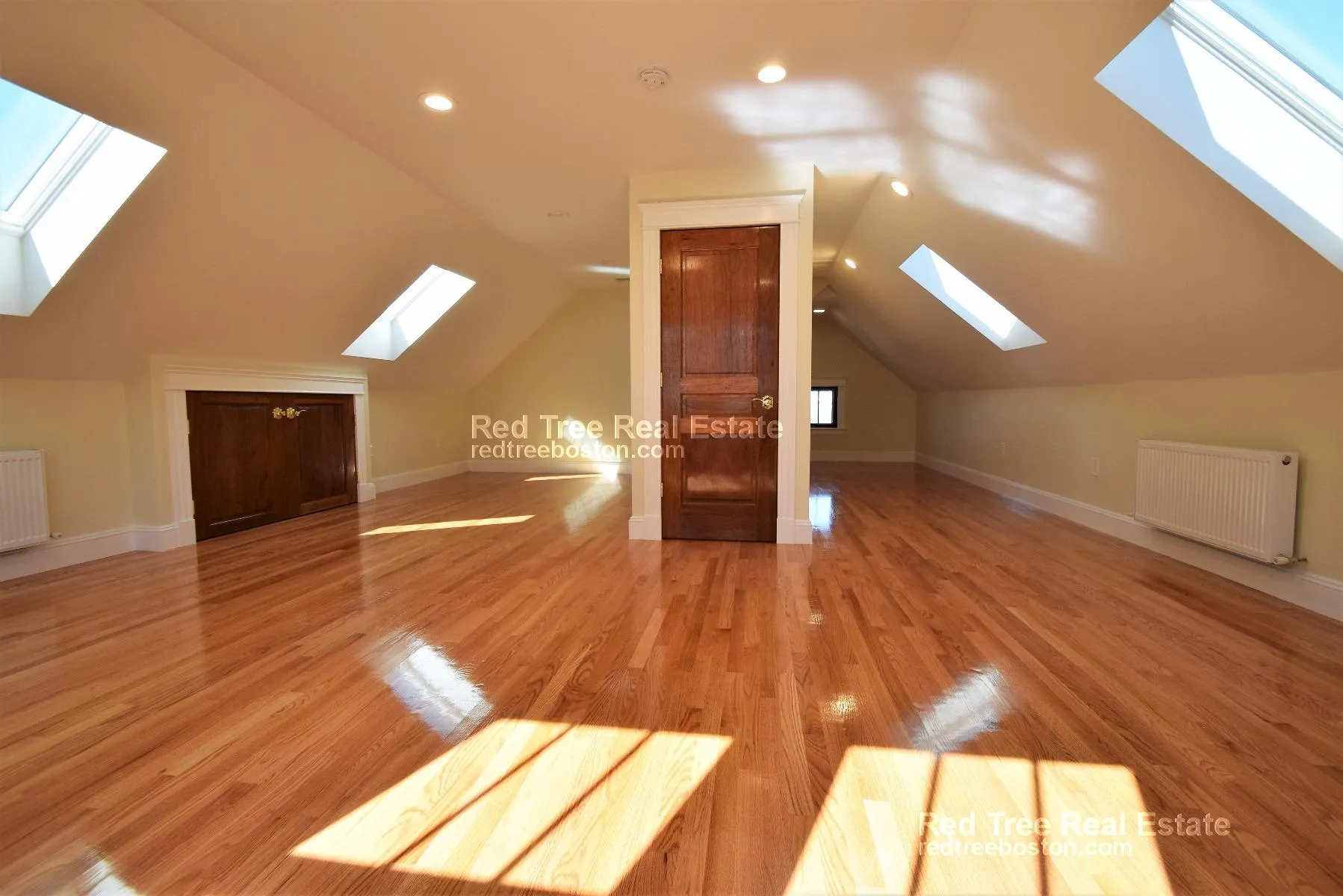 5 bed, 3.5 bath apartment for rent at 44 Gerrish St Unit 1, Brighton — photo 3 of 28