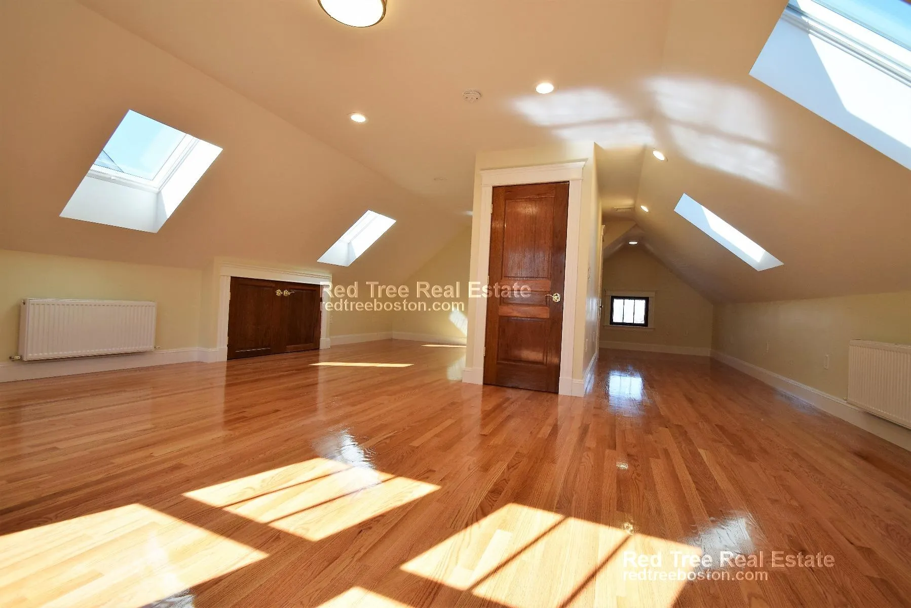 5 bed, 3.5 bath apartment for rent at 44 Gerrish St Unit 1, Brighton — photo 5 of 28