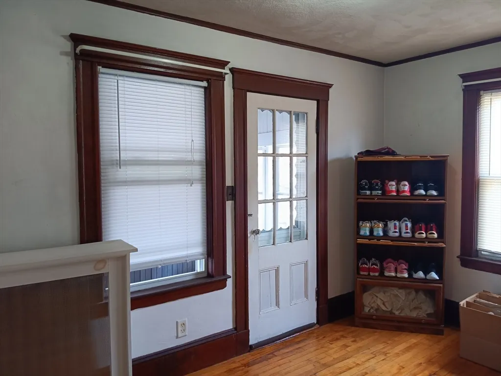 2 bed, 1 bath apartment for rent at 44 Glencoe Unit 2, Brighton — photo 6 of 11