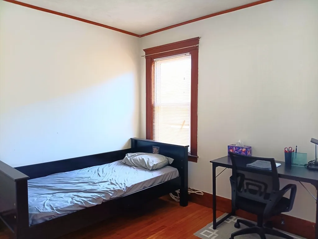 2 bed, 1 bath apartment for rent at 44 Glencoe Unit 2, Brighton — photo 5 of 11