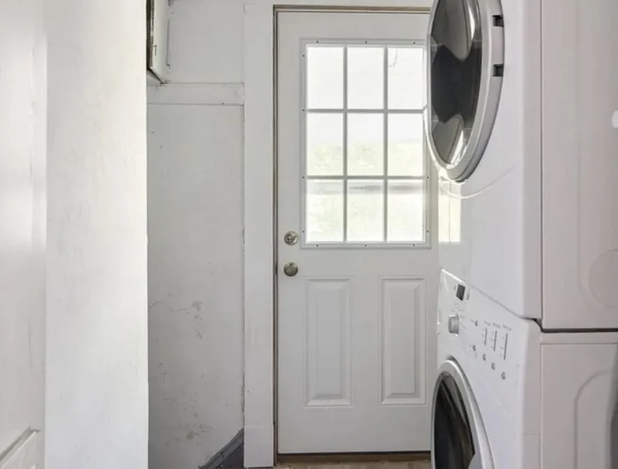 3 bed, 1 bath apartment for rent at 44 Green Leaf Unit 2, Tufts University — photo 4 of 16