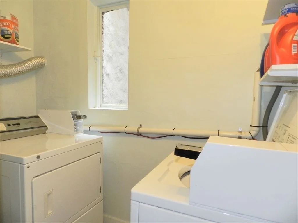 2 bed, 2 bath apartment for rent at 44 Grove St Unit 1, Beacon Hill — photo 15 of 17