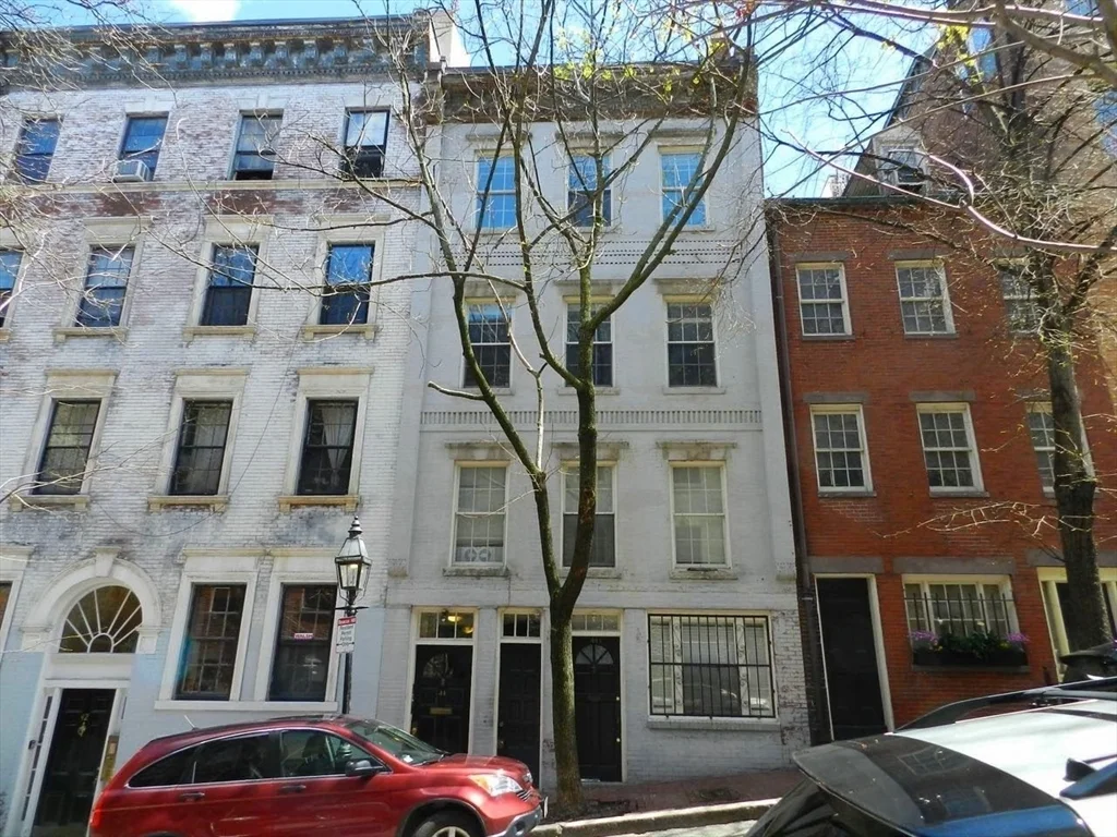 2 bed, 2 bath apartment for rent at 44 Grove St Unit 1, Beacon Hill — photo 17 of 17