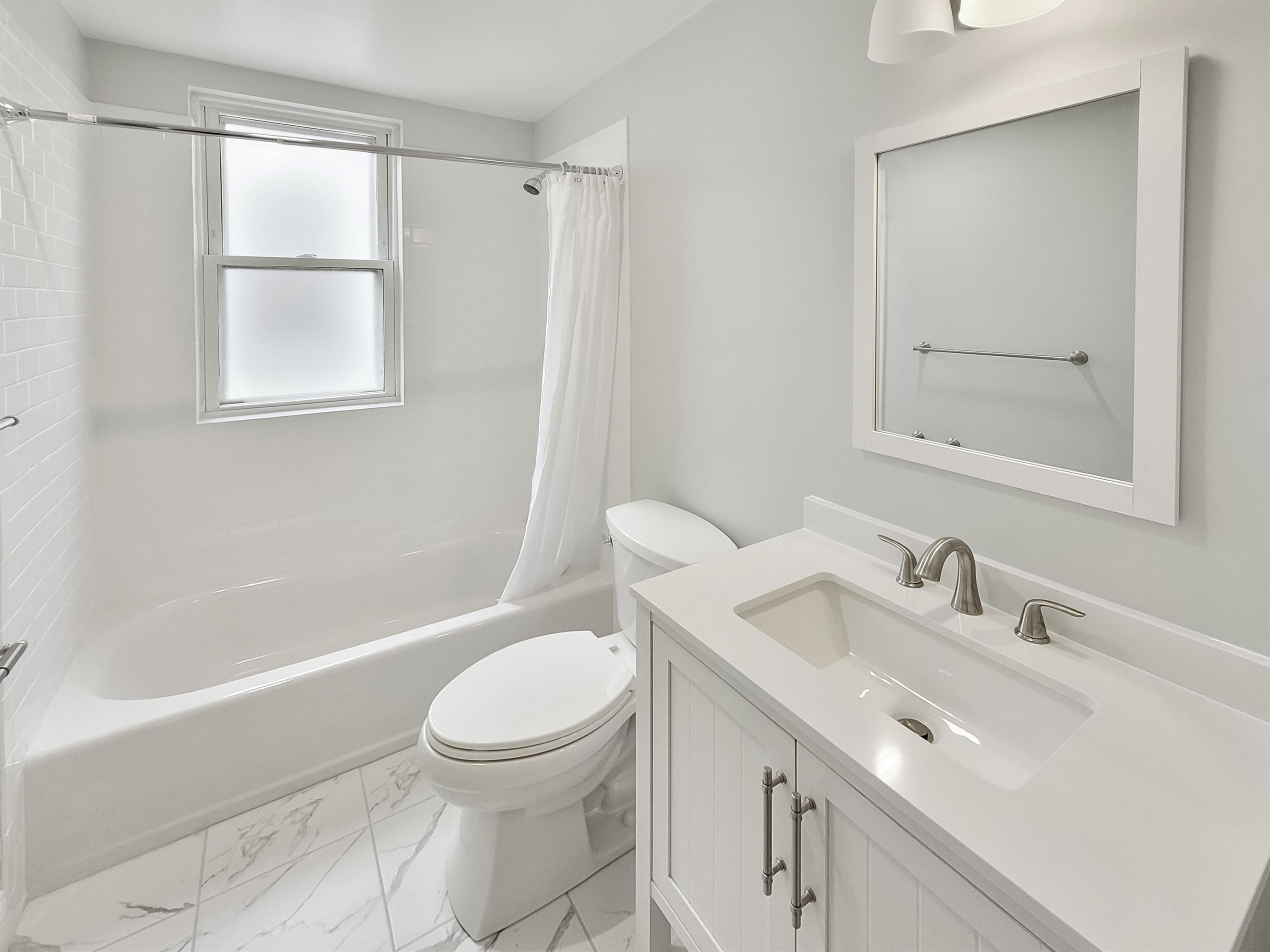 3 bed, 1 bath apartment for rent at 44 Guild St Unit 3, Roxbury — photo 8 of 9