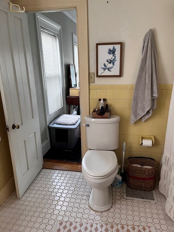 1 bed, 1 bath apartment for rent at 44 Hayden Rowe Unit 1, Hopkinton — photo 19 of 23