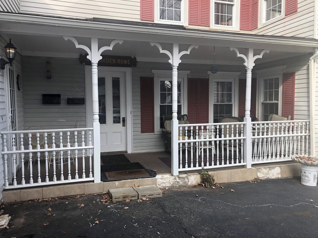 1 bed, 1 bath apartment for rent at 44 Hayden Rowe Unit 1, Hopkinton