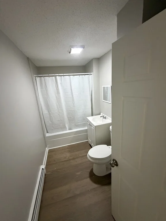 6 bed, 2 bath apartment for rent at 44 High Rock St Unit 2, Lynn — photo 11 of 12