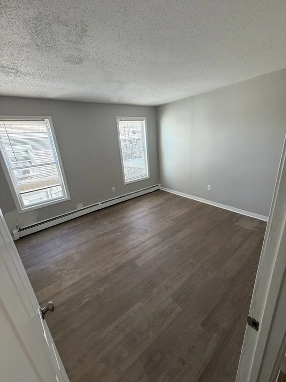 6 bed, 2 bath apartment for rent at 44 High Rock St Unit 2, Lynn — photo 5 of 12