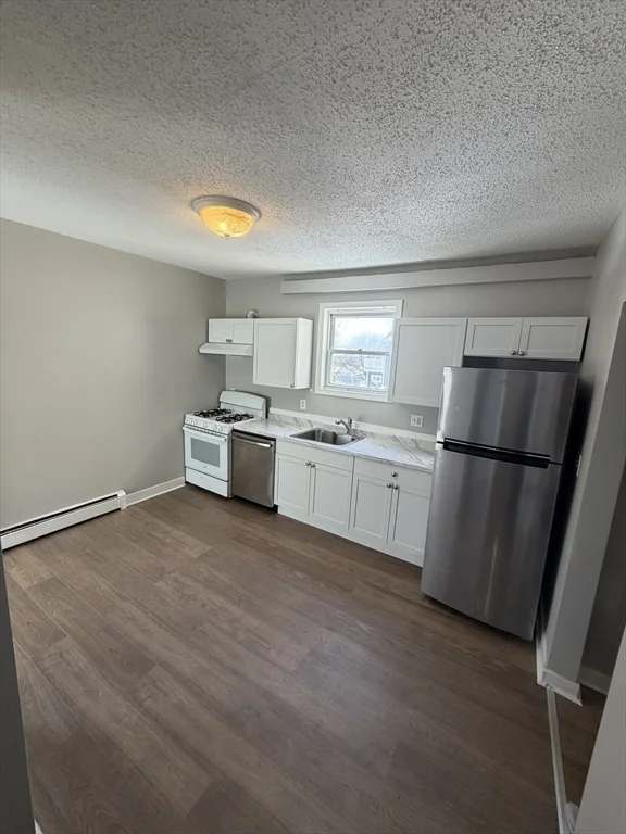 6 bed, 2 bath apartment for rent at 44 High Rock St Unit 2, Lynn