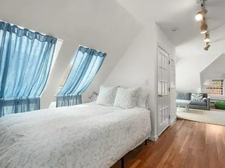 5 bed, 2 bath apartment for rent at 44 High St, Brookline Village — photo 18 of 28
