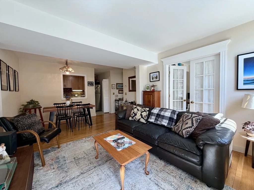 2 bed, 1 bath apartment for rent at 44 High St Unit 1, Charlestown — photo 3 of 6