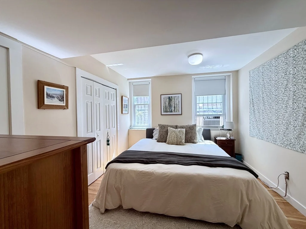 2 bed, 1 bath apartment for rent at 44 High St Unit 1, Charlestown — photo 6 of 6