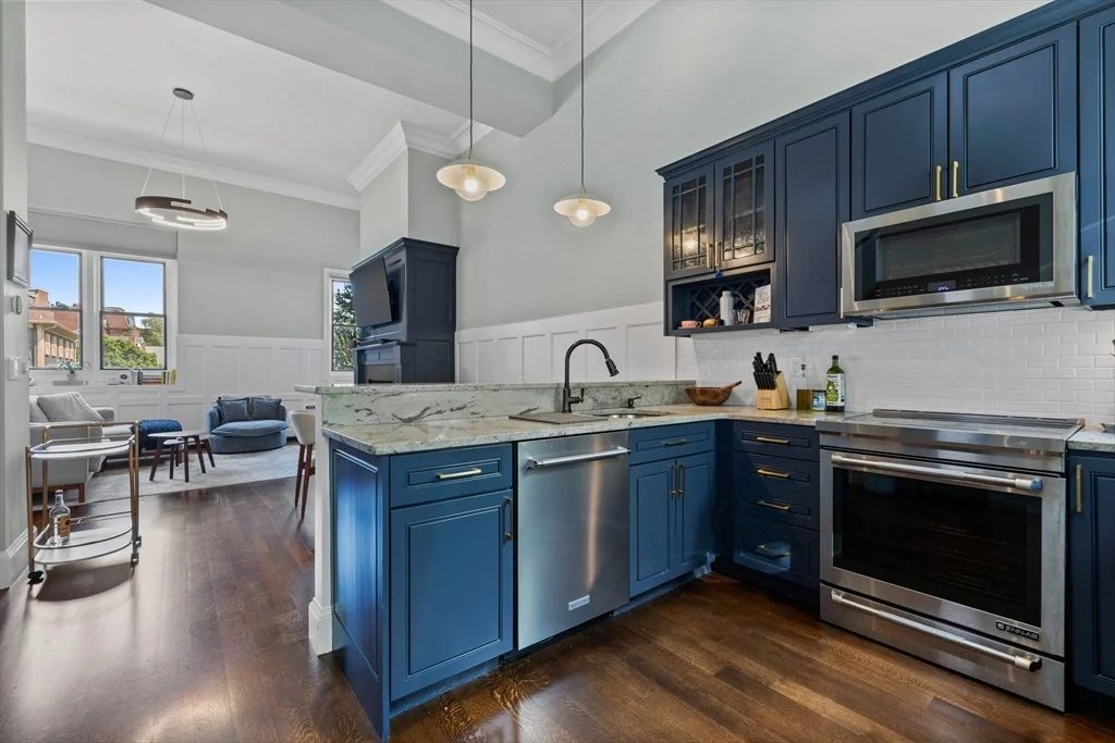 2 bed, 1 bath apartment for rent at 44 High St Unit 7, Charlestown — photo 12 of 36