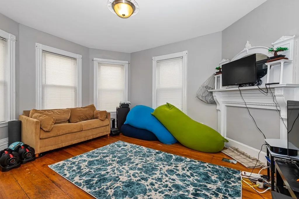 4 bed, 2 bath apartment for rent at 44 Hillside St Unit 1, Mission Hill — photo 10 of 30
