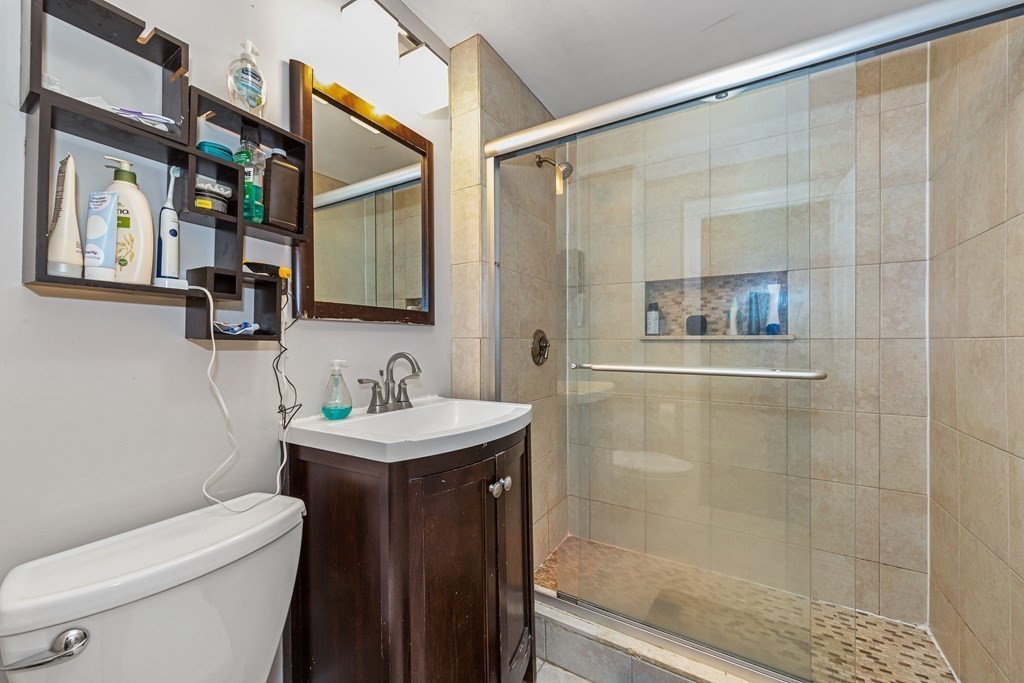 5 bed, 2 bath apartment for rent at 44 Hillside St Unit 2, Mission Hill — photo 16 of 30