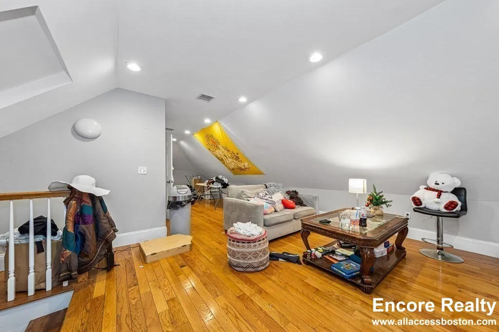 5 bed, 2 bath apartment for rent at 44 Hillside St Unit 3, Mission Hill — photo 30 of 60