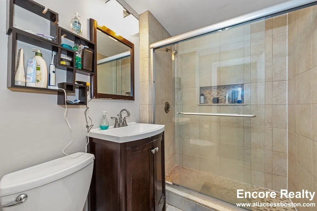 5 bed, 2 bath apartment for rent at 44 Hillside St Unit 3, Mission Hill — photo 19 of 60