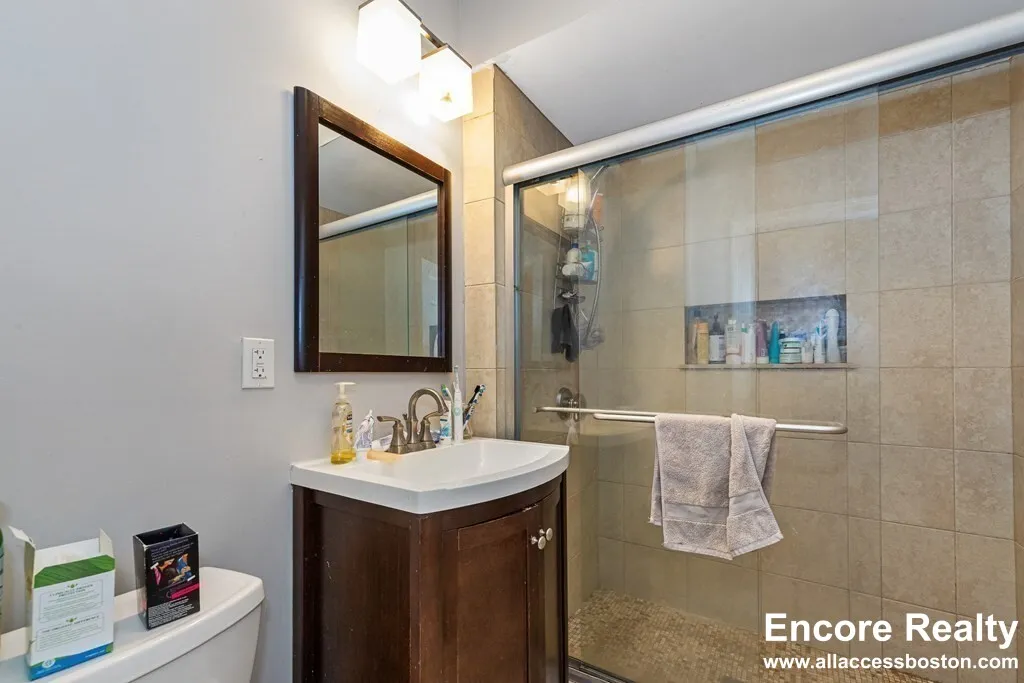 5 bed, 2 bath apartment for rent at 44 Hillside St Unit 3, Mission Hill — photo 8 of 60
