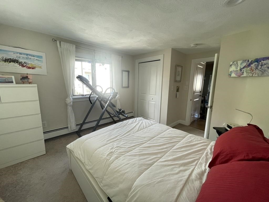 1 bed, 1 bath apartment for rent at 44 Humphrey St Unit 3, Swampscott — photo 6 of 7