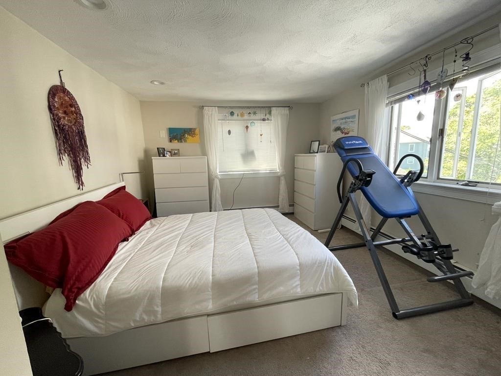 1 bed, 1 bath apartment for rent at 44 Humphrey St Unit 3, Swampscott — photo 5 of 7